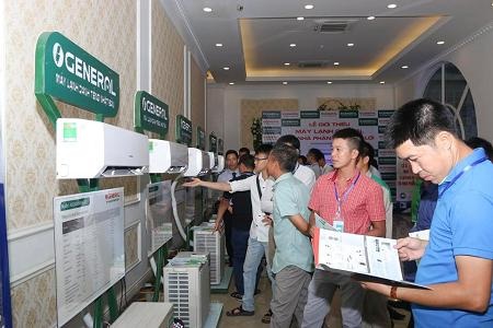 General khẳng định niềm tin nơi khách hàng