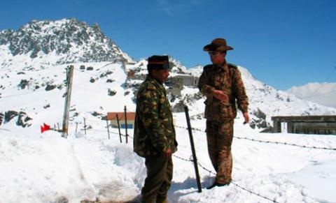 
Một đoạn biên giới giữa Ấn Độ và Trung Quốc thuộc bang Sikkim
