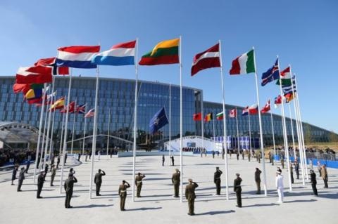 Ukraine phối hợp Gruzia thúc ép NATO: Sai lầm chiến lược - 2
NATO đã thay đổi chiến lược Đông tiến