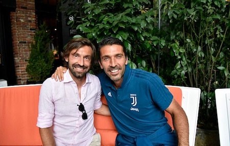 Pirlo xúc động tái ngộ Buffon trên đất Mỹ - 1 Gianluigi Buffon vừa tái ngộ người đồng đội cũ Andrea Pirlo