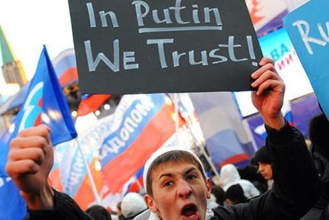 Hiện tượng Putin trong lòng người Nga: Mỹ nhìn sự thật - 2
Người dân Nga tự hào vì Tổng thống Putin.