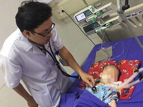 Nguy hại khôn lường khi cho trẻ dùng thảo dược chưa kiểm định - 1 Nguy hại khôn lường khi cho trẻ dùng thảo dược chưa kiểm định - 1