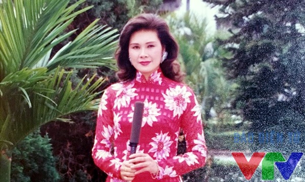 Gặp lại MC thời sự 19h từng thi hoa hậu - 2
Phát thanh viên Nhật Lệ thủa còn làm ở bản tin thời sự 19h.