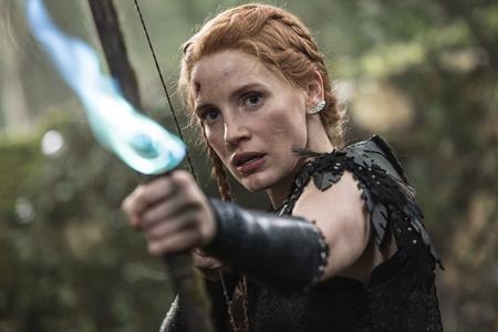 Jessica Chastain đã có cơ hội tham gia hàng loạt dự án phim chất lượng như “Interstellar,” “The martian” hay “Crimson peak”. Tuy nhiên, “The Huntsman: Winter’s war” lại là một bước thụt lùi đáng quên của nữ diễn viên này.