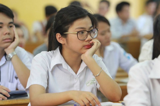 Không công bố đề minh họa: Hoang mang mức độ phân hóa và tỷ lệ kiến thức lớp 11? - 1
Giáo viên và học sinh sẽ gặp nhiều khó khăn trong ôn tập