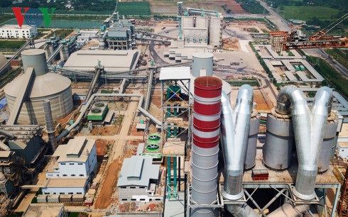 Xi măng Long Sơn - Điển hình thu hút đầu tư của tỉnh Thanh Hóa - 2 Xi măng Long Sơn - Điển hình thu hút đầu tư của tỉnh Thanh Hóa - 2