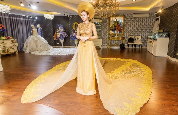 Hoa Hậu Hải Dươngsang trọng với trang phục đính 1 triệu viên pha lê - 1 Hoa Hậu Hải Dươngsang trọng với trang phục đính 1 triệu viên pha lê - 1
