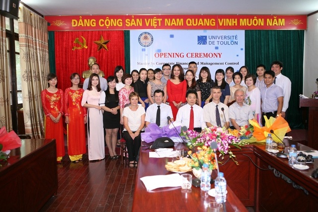 Học viện Tài chính tuyển sinh khóa 10 Thạc sỹ Tài chính Doanh nghiệp và Kiểm soát Quản trị - 1 Lễ khai giảng thạc sỹ Tài chính doanh nghiệp và Kiểm soát quản trị.