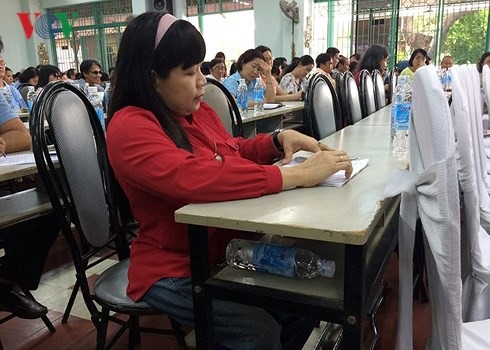 Người khuyết tật chật vật làm chủ doanh nghiệp - 2 Bà Phan Thanh Tâm, Giám đốc thiết kế và sản xuất Công ty Cổ phần Fagi ở Quận 1.