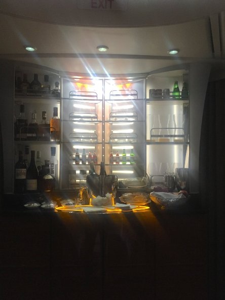 Bên trong khoang hạng nhất của hãng hàng không tốt nhất thế giới - 11