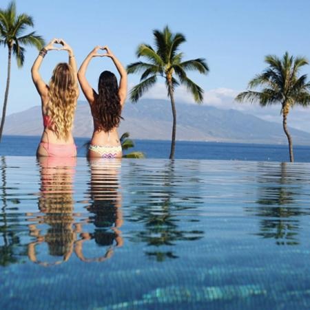 Những địa điểm tránh nóng tuyệt vời của các “sao” - 11 Lea Michele cũng là một fan hâm mộ trung thành của quần đảo Hawaii xinh đẹp