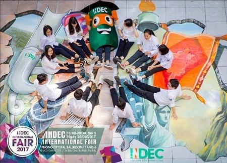 Năm 2018 – 2019 nên du học ở đâu? – Bài toán đã có lời giải - 11 Siêu nhân INDEC cùng các bạn học sinh trường Phan Đình Phùng