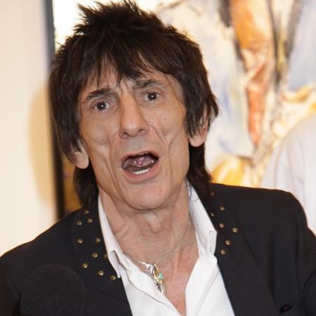 Bất ngờ với loạt sao từng là những người lái đò thầm lặng - 12 Thành viên ban nhạc “The Rolling Stones” đình đám, Ronnie Wood cũng đã có nhiều năm làm giáo viên
