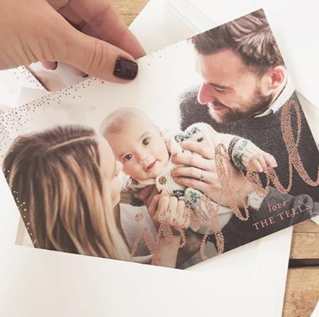 Loạt sao lớn thi nhau chúc mừng Giáng sinh an lành - 12 Giáng sinh năm nay, mái ấm của Lauren Conrad và William Tell đã được hoàn thiện nhờ sự xuất hiện của một thiên thần nhỏ đáng yêu