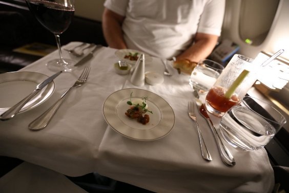 Vé hạng nhất trị giá 10.000 USD của Etihad Airway được hưởng những dịch vụ gì? - 13 Vé hạng nhất trị giá 10.000 USD của Etihad Airway được hưởng những dịch vụ gì? - 13