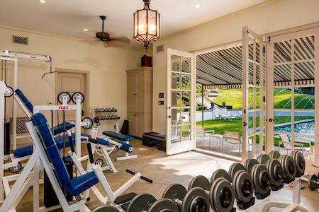Chiêm ngưỡng biệt thự trăm tỉ khiến Angelina Jolie cũng phải “động lòng” - 13 Phòng tập gym hiện đại sẽ làm hài lòng mọi vị chủ nhân yêu thích việc luyện tập