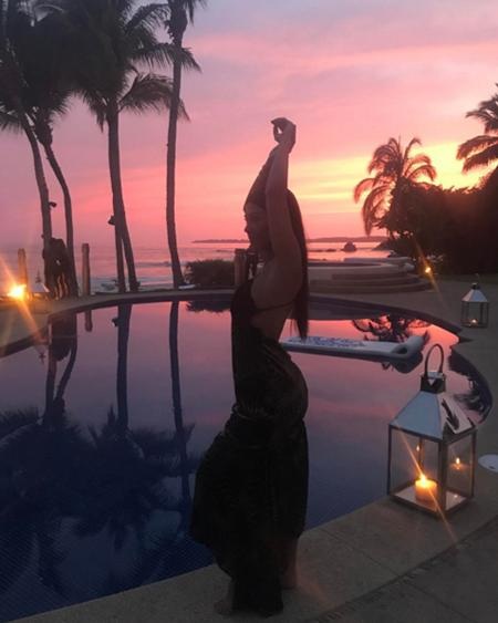 Những địa điểm tránh nóng tuyệt vời của các “sao” - 13 Kourtney Kardashian thường xuyên lui tới Mexico nghỉ dưỡng và trong dịp sinh nhật vừa qua, đây cũng chính là điểm dừng chân ưa thích của người đẹp 38 tuổi