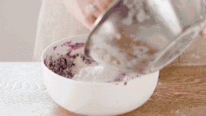 Thử ngay công thức nấu chè khoai dẻo ngọt bùi ngon hết nấc - 6