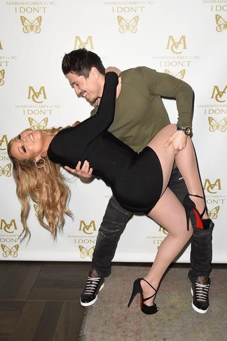 Chiêm ngưỡng những khoảnh khắc tình yêu ngọt lịm của các sao - 15 Vừa chia tay tỉ phú James Packer, Mariah Carey đã ngay lập tức tìm thấy tình yêu mới là vũ công trẻ tuổi Bryan Tanaka