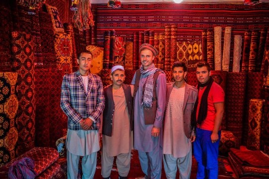 Sự thật khi du lịch Afghanistan: “Tôi chưa bao giờ thấy hạnh phúc và an toàn đến thế” - 16 Sự thật khi du lịch Afghanistan: “Tôi chưa bao giờ thấy hạnh phúc và an toàn đến thế” - 16