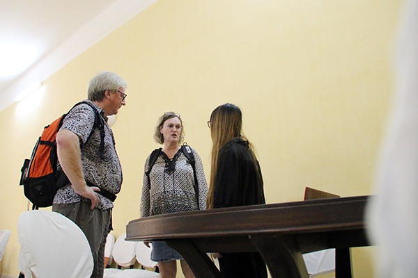 Thăm ngôi nhà Bác Hồ viết bản tuyên ngôn độc lập - 17