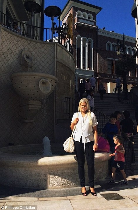 Chuyện ít ai ngờ: Vú em lương bạc tỷ, đi du lịch khắp nơi - 6 Chuyện ít ai ngờ: Vú em lương bạc tỷ, đi du lịch khắp nơi - 6