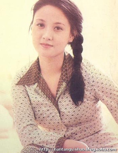 Góc khuất giờ mới kể về "bà xã" xinh đẹp của Tể tướng Lưu gù - 6 Đặng Tiệp từng có một đời chồng trước khi đến với Trương Quốc Lập