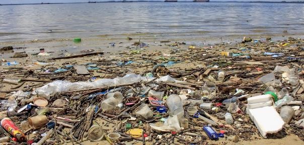 Việt Nam nằm trong danh sách những điểm du lịch ô nhiễm nhất thế giới - 18