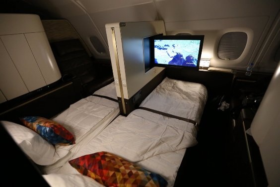 Vé hạng nhất trị giá 10.000 USD của Etihad Airway được hưởng những dịch vụ gì? - 18 Vé hạng nhất trị giá 10.000 USD của Etihad Airway được hưởng những dịch vụ gì? - 18