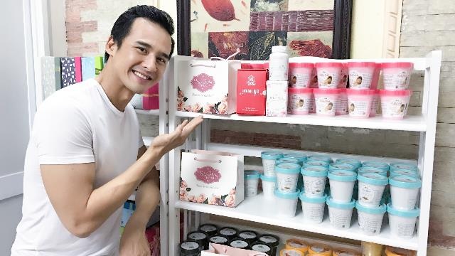 Lương Thế Thành muốn cùng gia đình đón thêm thành viên mới - 2
Lương Thế Thành luôn thể hiện sự ủng hộ tuyệt đối với công việc kinh doanh của bà xã.