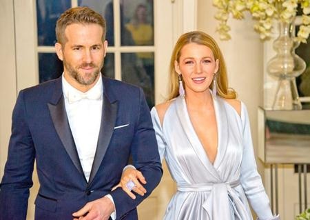 Kinh ngạc trước những cặp đôi lệch tuổi tại Hollywood - 2 Blake Lively nhỏ hơn ông xã Ryan Reynolds 11 tuổi nhưng trông cặp sao vẫn cực kì xứng đôi
