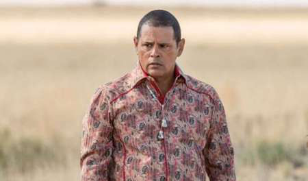 Nhân vật Tuco của Raymond Cruz trong bộ phim “Breaking bad” thực sự không hề dễ đóng. Chính vì vậy, bất chấp việc đoàn làm phim muốn Raymond Cruz xuất hiện trong nhiều tập phim nữa, nam tài tử vẫn khăng khăng yêu cầu biên kịch phải “xử đẹp” nhân vật của mình.