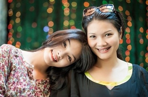 Diễn viên Kiều Trinh: "Tôi nợ con cả cuộc sống này..." - 3 Cô con gái lớn - Thanh Tú đã nhẫn nại ở bên chăm sóc và đưa mẹ trở lại với cuộc sống bình thường..