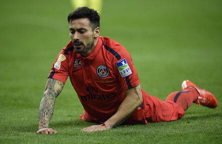 Lavezzi nhận lương khủng hơn cả C.Ronaldo và Messi - 2 Không còn ở đỉnh cao phong độ nhưng Lavezzi vẫn nhận lương “khủng”