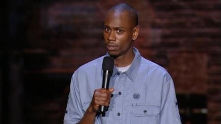 Khi các sao bất ngờ “bỏ cuộc chơi” ngay giữa đỉnh cao sự nghiệp - 2 Dave Chappelle cũng là một ngôi sao sẵn sàng bỏ lại sự nghiệp thành công phía sau lưng, thậm chí, danh hài này còn không màng tới bản hợp đồng trị giá 50 triệu đô la Mỹ để hạ quyết tâm rời xa làng giải trí thị phi và tìm lại cuộc sống bình thường vốn có.