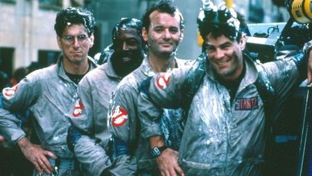 Những siêu phẩm mãi chỉ có trong… "mơ ước" - 2 Bộ phim “Ghostbusters” đình đám của thập niên 80 chút nữa đã có phần ba để thỏa mãn cơn hâm mộ cuồng nhiệt của khán giả. Đặc biệt, các ngôi sao của phần phim gốc cũng gần như tái hợp đầy đủ nếu như nam tài tử Harold Ramis đột ngột qua đời và khiến cho “Ghostbusters III” mãi mãi dang dở nằm lại trong tâm trí fans.