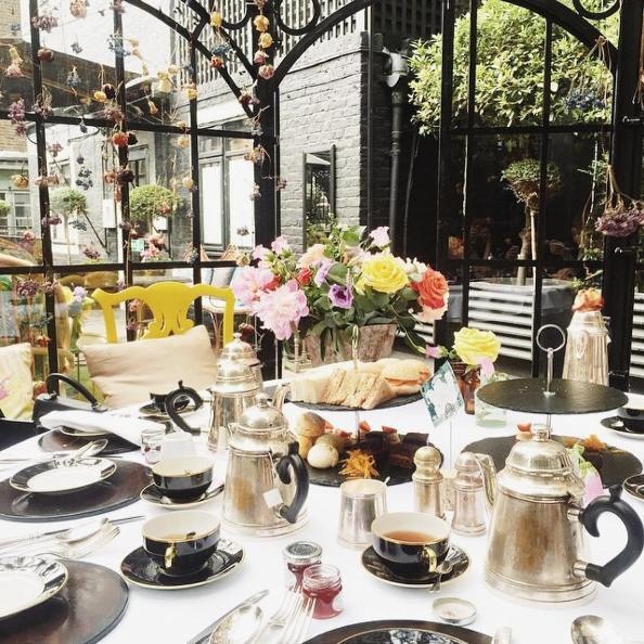 Đẳng cấp của “Hội con nhà giàu” Việt Nam - 2 Đẳng cấp của “Hội con nhà giàu” Việt Nam - 2