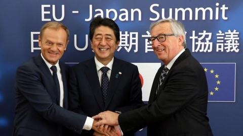 Washington trừng phạt ngoại giao Nga, EU trả đũa Mỹ? - 3
Thoả thuận thương mại tự do Nhật - EU sẽ giúp bù đắp lợi ích bị mất từ quan hệ Nga - EU