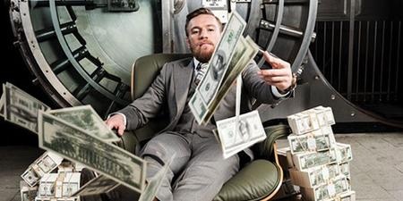 McGregor hoàn thành lời hứa cho C.Ronaldo “ngửi khói” - 2 Dù thua trận, Conor McGregor vẫn “bơi trong biển tiền”