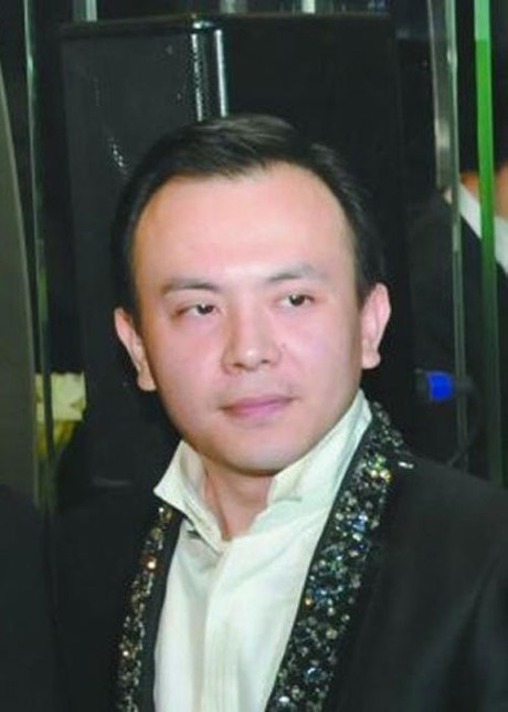 Thiếu gia "hư hỏng" nhất Trung Quốc: Chàng tỷ phú phá sản mang tiếng bám váy vợ - 1 Vương Kha là thiếu gia giàu có “bí ẩn” bậc nhất, sở hữu khối tài sản khổng lồ
