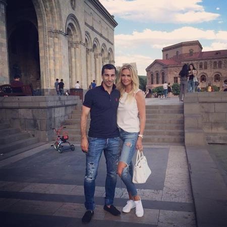 Henrikh Mkhitaryan bị đồn hẹn hò với cựu hoa hậu Nga - 2 Henrikh Mkhitaryan có một “tình bạn” đặc biệt với cựu Hoa hậu Nga