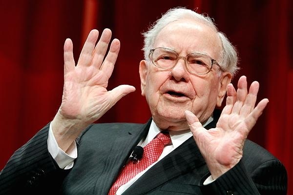 Những thương vụ ít biết của Warren Buffett, Steve Jobs thuở ấu thơ - 1
Warren Buffett – CEO của Berkshire Hathaway