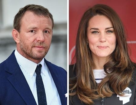 Bất ngờ trước quan hệ “dây mơ rễ má” của các sao nổi tiếng - 2 Đạo diễn Guy Ritchie là họ hàng xa của Công nương Kate Middleton. Chính vì vậy, không mấy ai bất ngờ khi chồng cũ của Madonna được mời tới dự hôn lễ hoàng gia của Công nương Kate và Hoàng tử William hồi năm 2011.