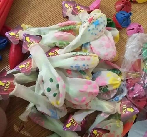 Món đồ chơi 4.000 đồng khiến giới trẻ phát sốt mùa trung thu này - 2 Món đồ chơi 4.000 đồng khiến giới trẻ phát sốt mùa trung thu này - 2