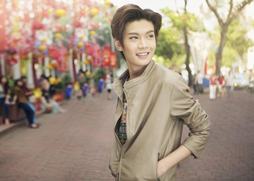 Mối tình đồng tính của Đào Bá Lộc và sự "ỡm ờ" giới tính của sao Việt - 1 Đào Bá Lộc cho người hâm mộ chơi trò đuổi hình bắt chữ khi tiết lộ yêu MC kiêm danh hài nổi tiếng