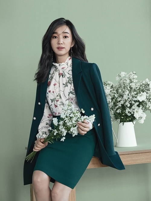 Với phụ nữ chúng ta, một ngày chẳng bao giờ là đủ... - 2
Nếu đàn ông có phút nào mảy may ghen tị vì phụ nữ có riêng những ngày để được tôn vinh...