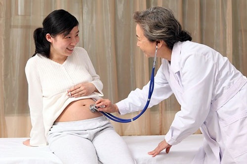 Đàn bà sinh nở mồ côi một mình... - 1
Phụ nữ mang thai cần được chăm sóc cả về thể xác lẫn tinh thần. (ảnh minh họa). Ảnh: I.T