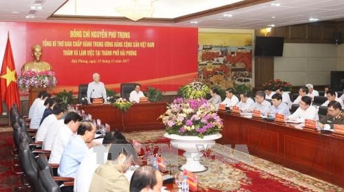 Tổng Bí thư: Ngăn chặn cho được tình trạng tha hóa, hư hỏng,... - 3 Tổng Bí thư: Ngăn chặn cho được tình trạng tha hóa, hư hỏng,... - 3