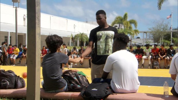 10 hành động tử tế khiến tất cả mọi người muốn thay đổi để sống tốt hơn - 2 10 hành động tử tế khiến tất cả mọi người muốn thay đổi để sống tốt hơn - 2