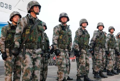 Lính Trung Quốc dồn đến biên giới Ấn, Pakistan - 3
Binh sỹ Trung Quốc tập trung tới Doklam hồi đầu tháng 8.